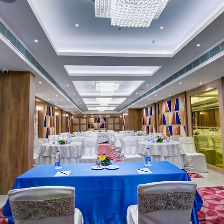 Cozzet Victoria Hotel Bhubaneswar Zewnętrze zdjęcie