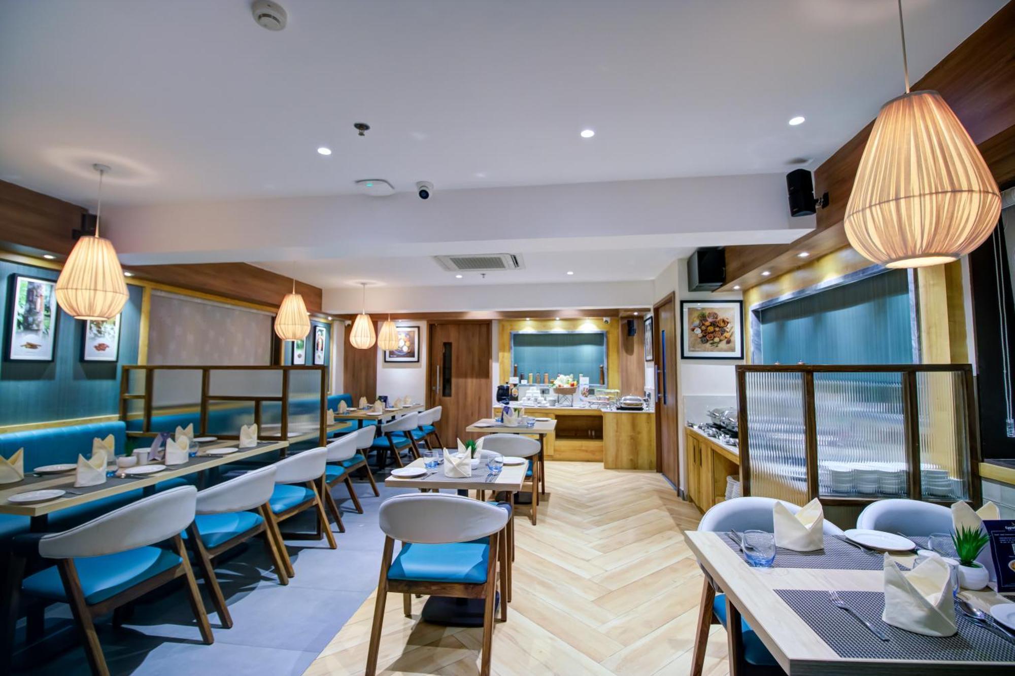Cozzet Victoria Hotel Bhubaneswar Zewnętrze zdjęcie