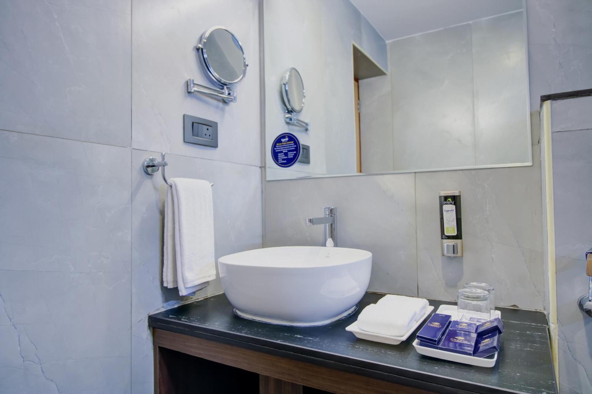 Cozzet Victoria Hotel Bhubaneswar Zewnętrze zdjęcie