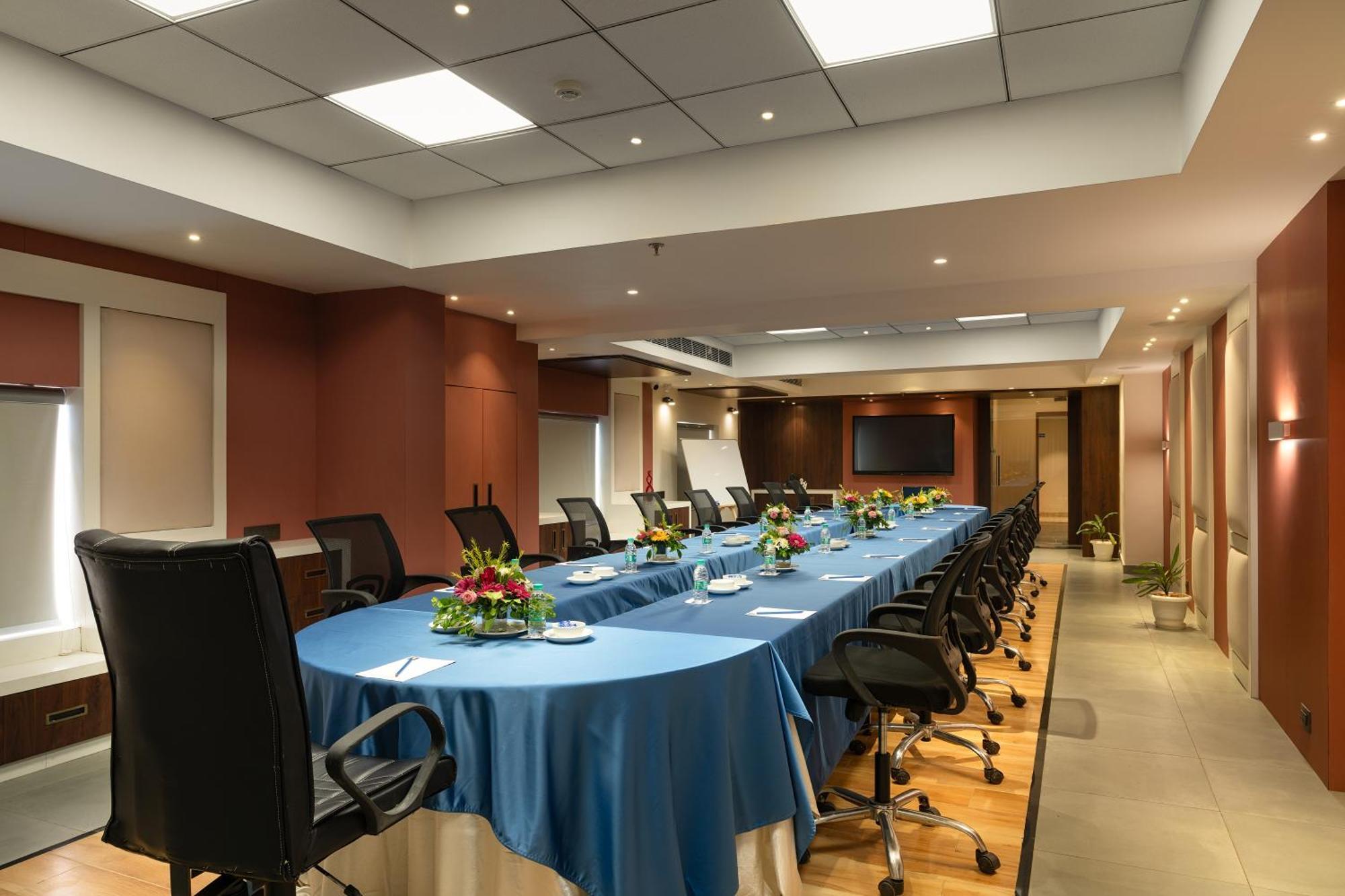 Cozzet Victoria Hotel Bhubaneswar Zewnętrze zdjęcie