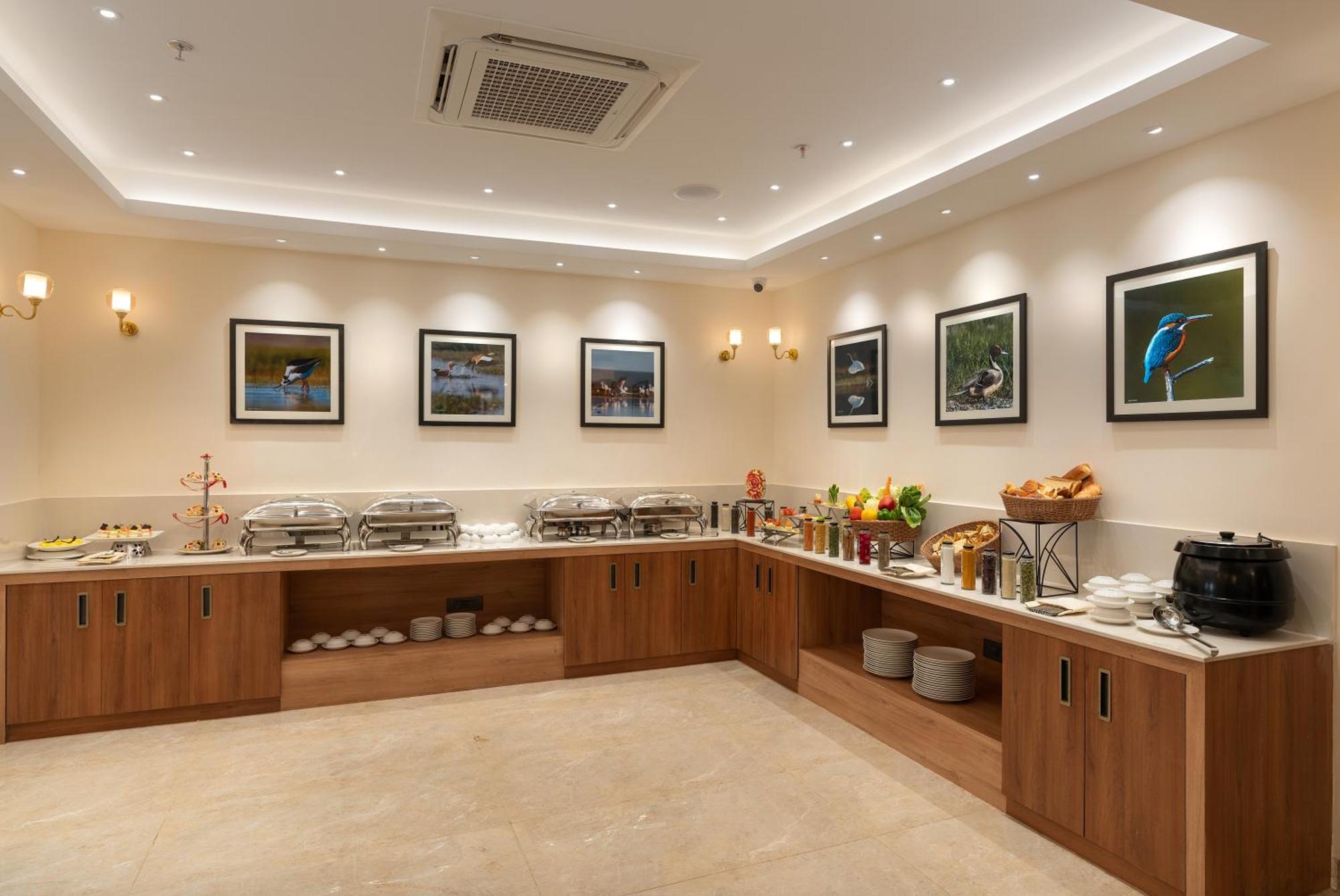 Cozzet Victoria Hotel Bhubaneswar Zewnętrze zdjęcie